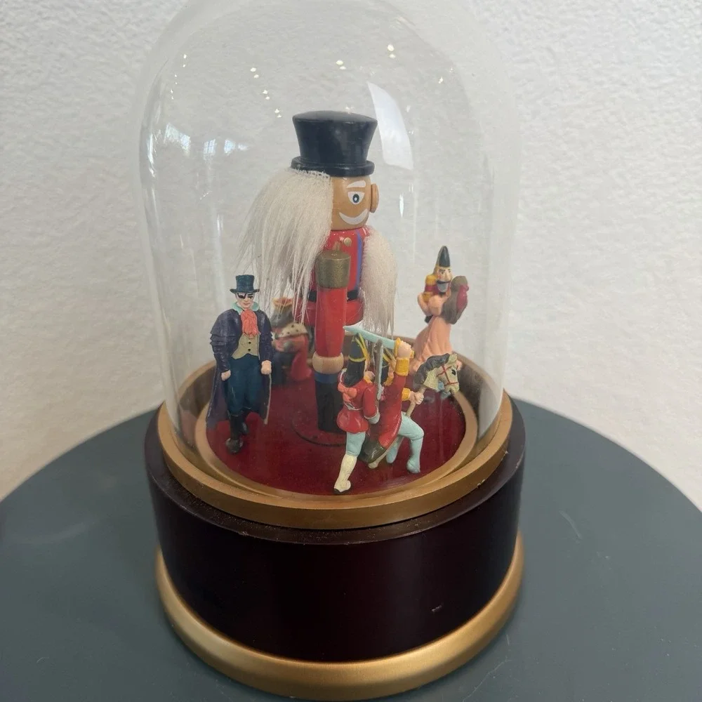 Nutcracker Music Box Holiday Dome 'The Nutcracker Suite'